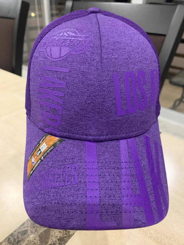 Imagen 1 de 11 de Gorra New Era Nfl Los Ángeles Lakers Tip Off Morada 3930 Ml