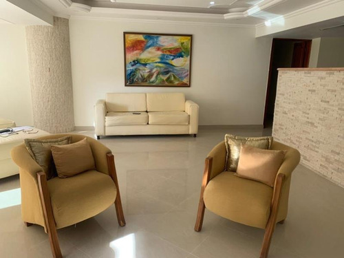 Apartamento Moderno. Resd Churún Merú, Urb. La Trigaleña. Luz Coelho