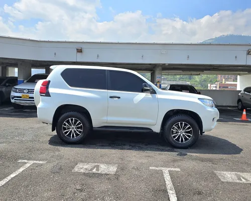 Toyota Prado Tx 2020 At 2.7 Kms 4x4 Kms 46.500 Peritaje 1a