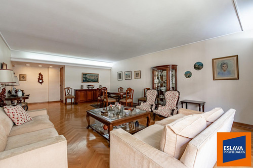 Departamento 4 Ambientes Con Dependencia Al Frente - Recoleta