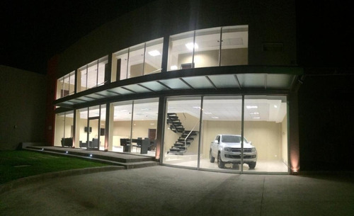 Imagen 19 de 20 de Galpon Con Oficinas Y Vestuarios