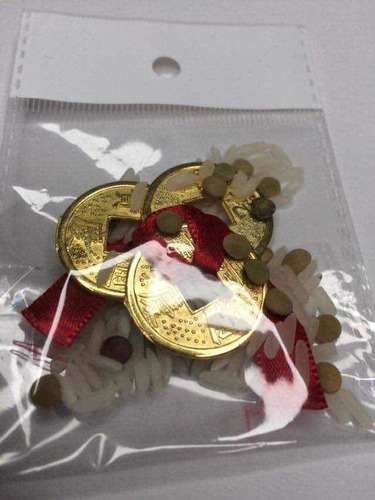 Atado De Tres Monedas Chinas! Feng Shui! Para La Prosperidad (Usado)