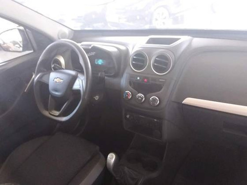 Imagem 5 de 11 de Chevrolet Montana 1.4 Mpfi Ls Cs 8v Flex 2p Manual