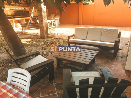 Imagen 4 de 13 de Casa Cerca De La Playa Mansa