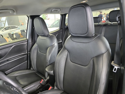 Jeep Renegade 1.8 16V FLEX SPORT 4P AUTOMÁTICO