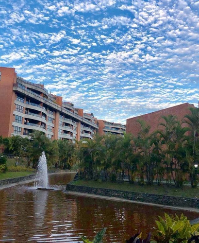 Imagen 14 de 18 de Vendo Apto 200m2 3h+s/4b/4p La Lagunita 2169