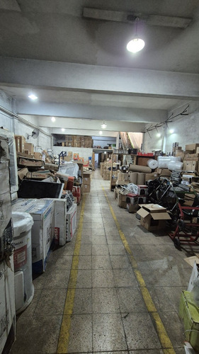 Alquiler De Depósito Con Oficinas - Excelentes Condiciones Ubicado A Pocas Cuadras Del Acceso Tigre - Superficie 675 M2