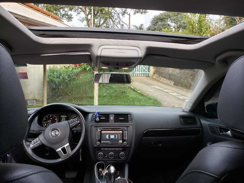 Volkswagen Jetta 2014 2.0 Comfortline Flex 4p Automática