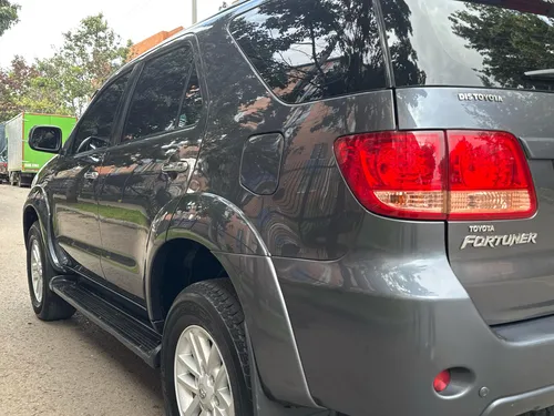 Toyota Fortuner 4.0 Sr5