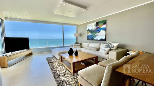 Venta Penthouse Edificio Lumiere Playa Mansa - Parada 28 - Frente Al Mar