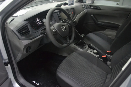 Volkswagen Nuevo Polo Trendline 1.6 Msi 110cv // Pestelli