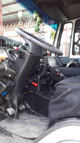 Ford 2422 Ano 2004
