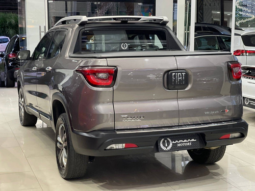 Imagem 7 de 10 de Fiat Toro 2.4 16v Multiair Flex Volcano At9