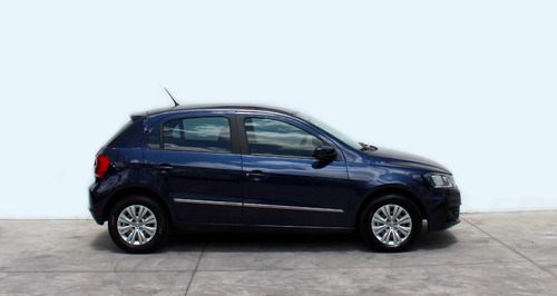 Imagen 7 de 14 de Volkswagen Gol 2017 1.6 Trendline Mt 5 P