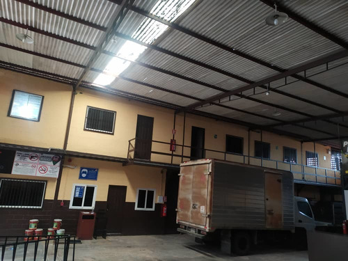 Imagen 1 de 14 de 142062 Anthony M 04244338703 Venta Galpon Centro De Valencia