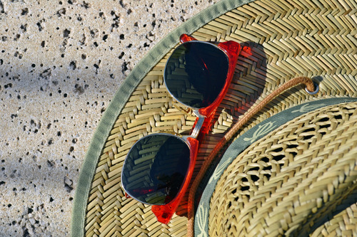 Anteojos De Sol Vintage Combinados Marco Rojo Negro Rojo Dorado