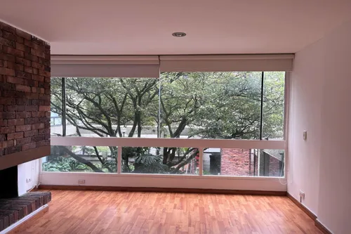 Apartamento En Arriendo En Los Rosales. Cod A1846