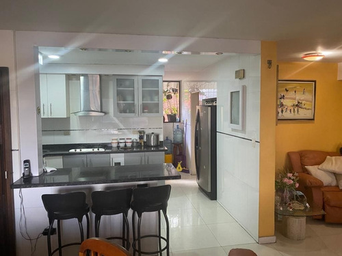 Se Vende Apartamento 90m2 Maripérez