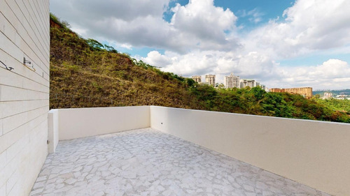 Imagen 20 de 27 de Apartamento En Venta En Lomas De La Alameda