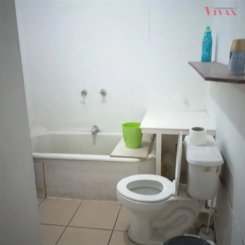 Local Comercial En Venta En Recoleta/ Antonia Lopez De Bello