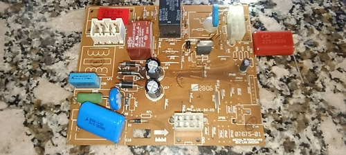 Imagen 4 de 4 de Reparación De Placas Electrónicas Heladeras Aire Microondas