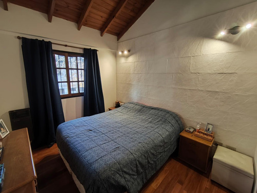 Venta/ph/4 Ambientes/aptocredito/cochera/patio/parrilla/permuta/liniers