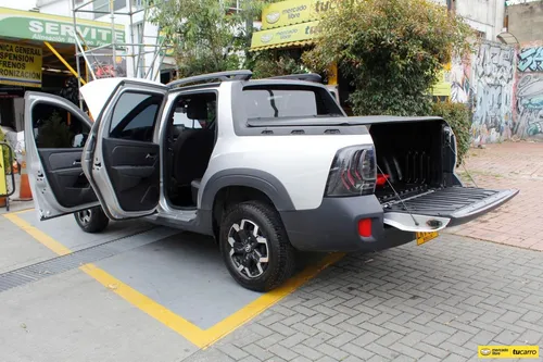 Renault Duster Oroch Intens 2023
