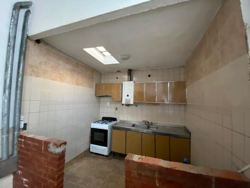 Local Con Vivienda