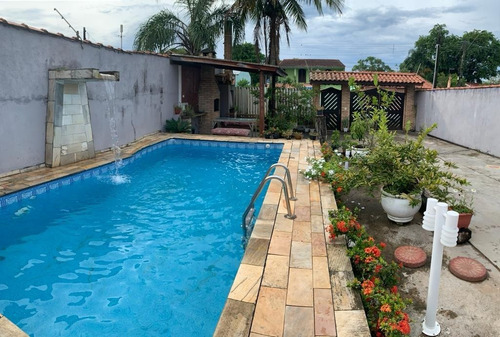 Imagem 3 de 25 de Casa Com Piscina E Churrasqueira, À 1 Km Do Mar, No Parque Augustus Em Itanhaém, Aceita Financiamento Bancário