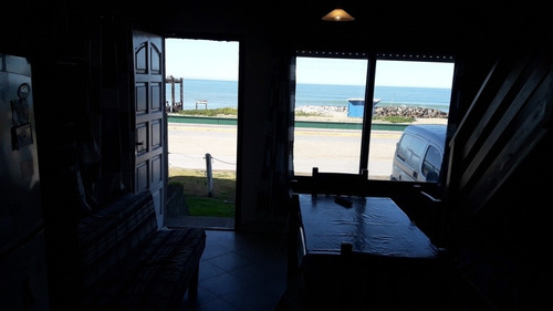Imagen 11 de 16 de Duplex De 2 Ambientes Frente Al Mar Con Tv Cable Y Wifi
