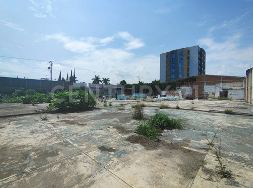 Terreno En Venta 1,869 M2, Camino Real A Cholula, Dentro De Privada, Puebla