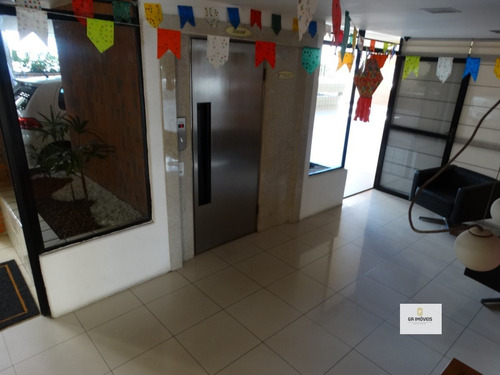 Imagem 6 de 19 de Apt 154 M², 2 Quadra Da Praia Da Jatiúca 3 Quartos2 Suítes Varanda Em Todos Os Quartos Só 690 Mil !! - 181