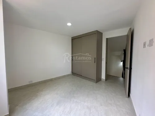Casa En Arriendo En El Poblado. Cod A776077