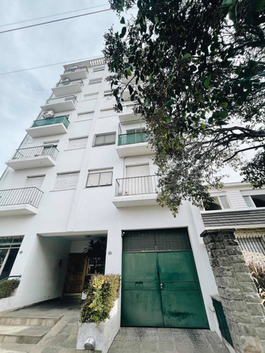 Imagen 3 de 13 de Venta Departamento 3 Ambientes En La Lucila Con Balcón Y Terraza Común