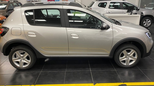 Imagen 7 de 16 de Renault Sandero Stepway 1.6 Manual (precio Especial)