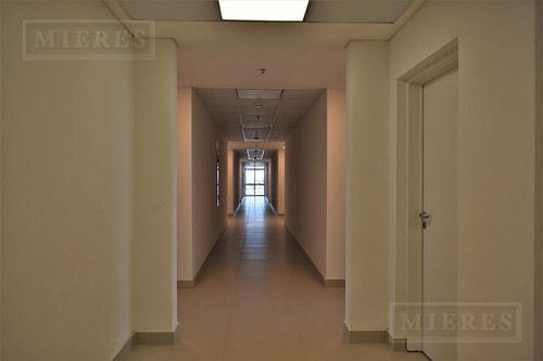 Imagen 8 de 12 de Oficina De 54 Mts En Venta En Skyglass Iii