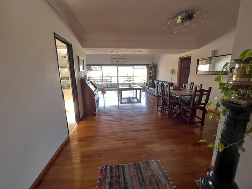 Venta Semipiso 5 Ambientes Dos Cocheras Caseros