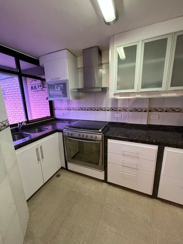 Venta De Town House Las Bonitas
