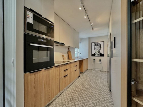 Departamento Duplex Remodelado Con Quincho, Metro Colón
