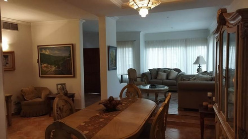 Imagen 5 de 10 de Townhouse En Venta Juanico, Urb. Villas Victoria