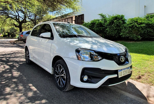 Toyota Etios Hatchback 5p Xls 1.5 Mt