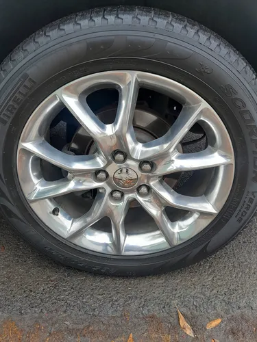 Jeep Grand Cherokee 5.7 Summit 4x4 Mt
