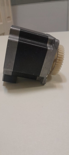Motor Paso A Paso - Nema 23 - 2.1v - 3.81a (Usado)