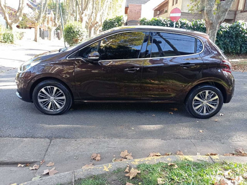 Imagen 8 de 15 de Peugeot 208 Nafta 1.6 Feline Caja Manual Año 2018