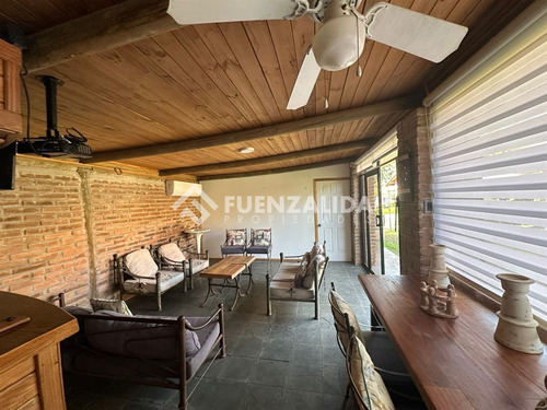 Casa En Arriendo De 7 Dorm. En Talagante