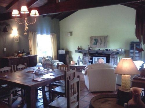 Imagen 7 de 13 de Chalet 4 Ambientes / Paraje Boqueron / 18 Km De Mar Del Plata.