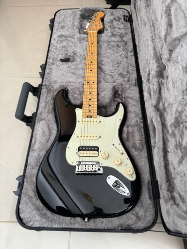 Fender American Elite Stratocaster 