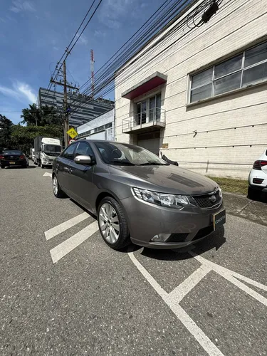 Kia CERATO FORTE 1.6