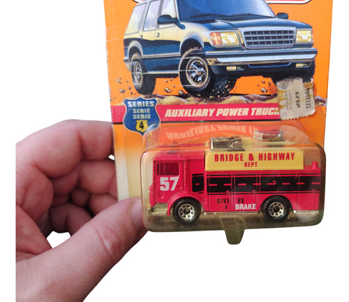 Camión Matchbox Auxiliary Power Truck #21 1998 Bomberos 1:64 Rojo (Usado)