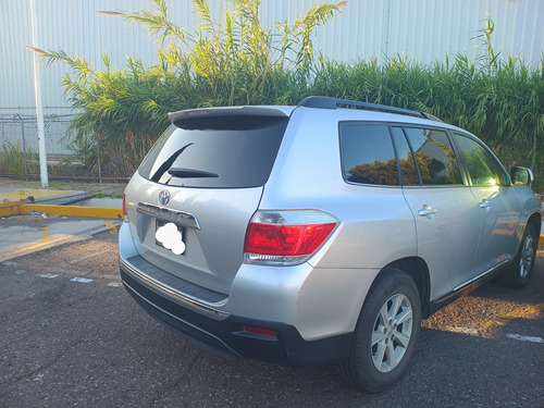 Toyota Highlander Base Premium Aa R-17 At